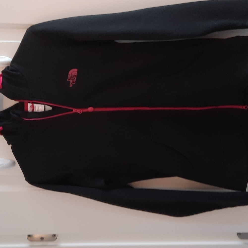 Under Armour Zip Up Hood Size S EUC
